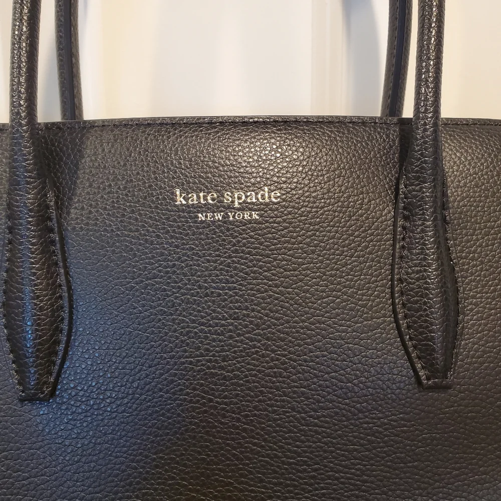 Kate Spade black crossbody/shoulder‎ bag.
